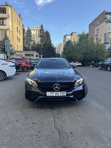 Mercedes E 300-2