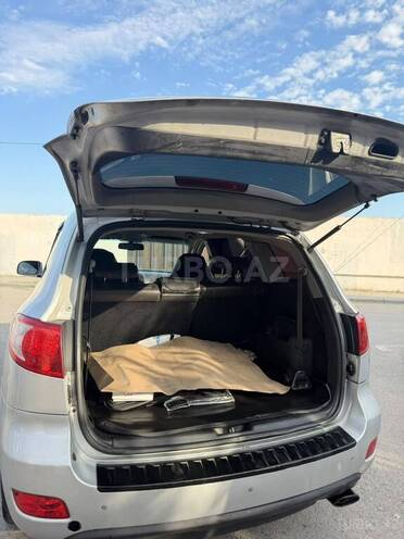 Hyundai Santa Fe-6
