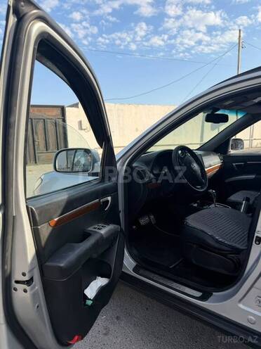 Hyundai Santa Fe-15