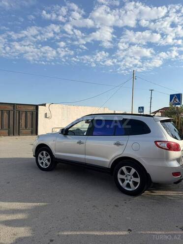 Hyundai Santa Fe-5