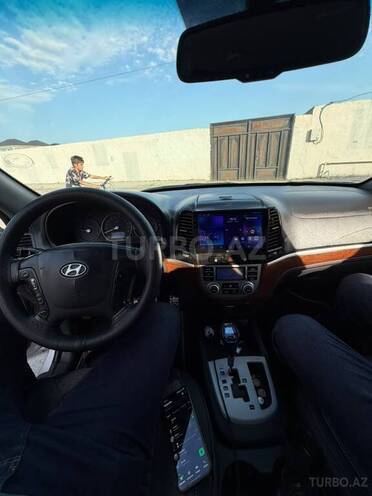 Hyundai Santa Fe-20