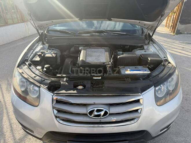 Hyundai Santa Fe-18
