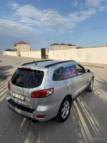 Hyundai Santa Fe-4