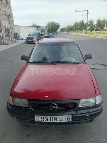 Opel Astra-1