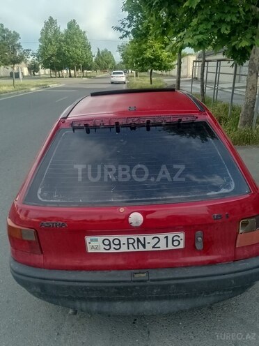 Opel Astra-2