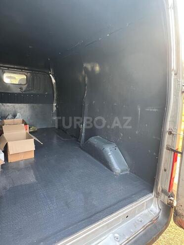 Ford Transit-6