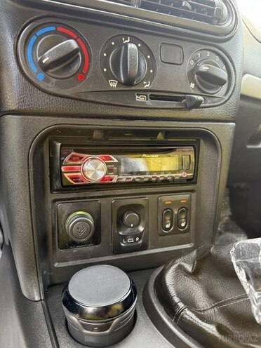 Chevrolet Niva-14