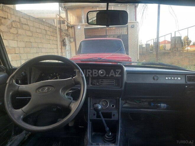 LADA (VAZ) 2107-2