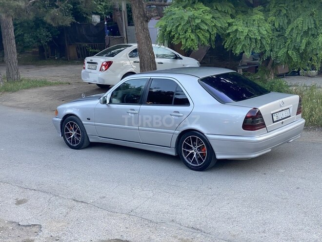 Mercedes C 220-13