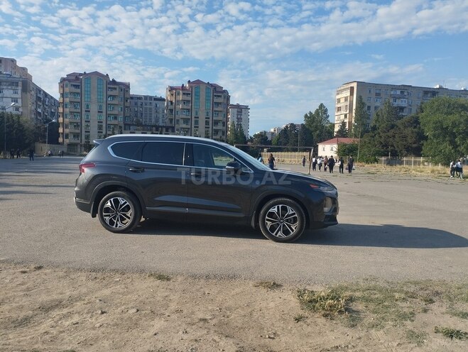 Hyundai Santa Fe-9