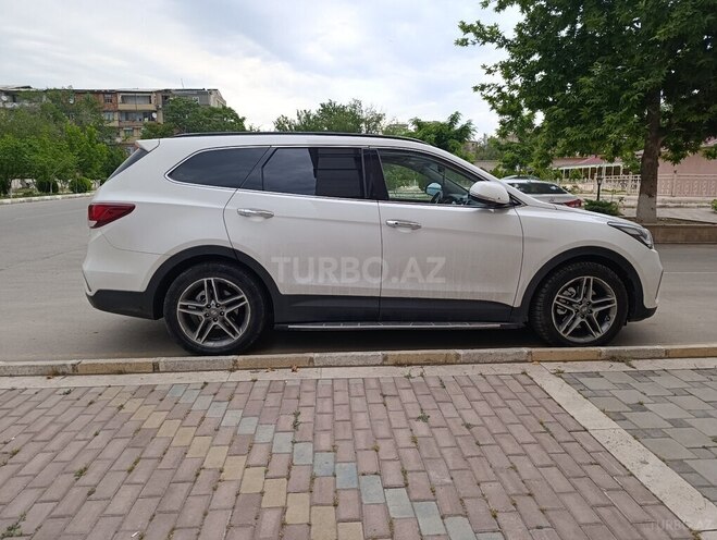 Hyundai Maxcruz-3
