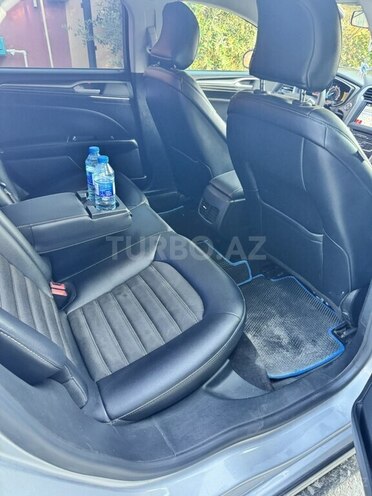 Ford Fusion (North America)-15