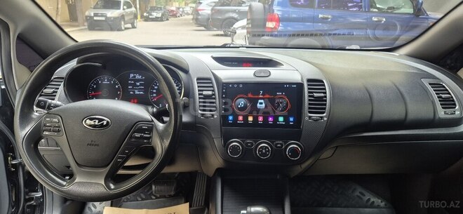 Kia Cerato-10