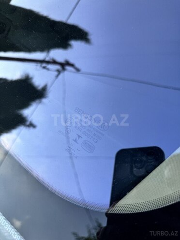 Ford Fusion (North America)-20