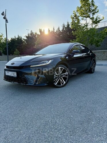 Toyota Camry-3