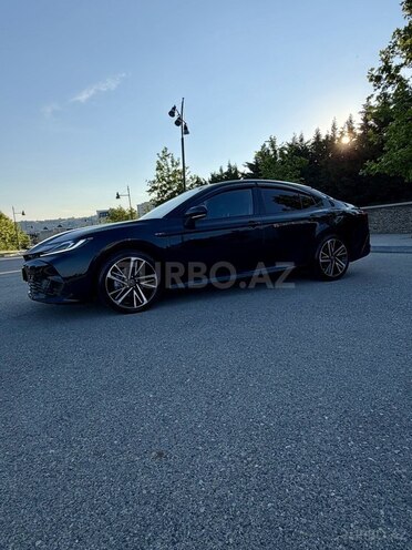 Toyota Camry-6