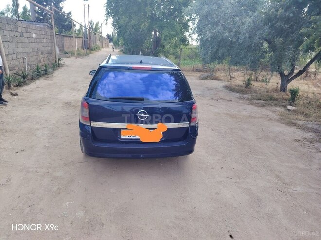 Opel Astra-2