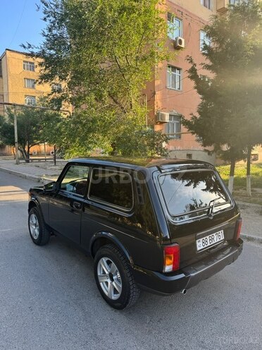 LADA (VAZ) Niva-5