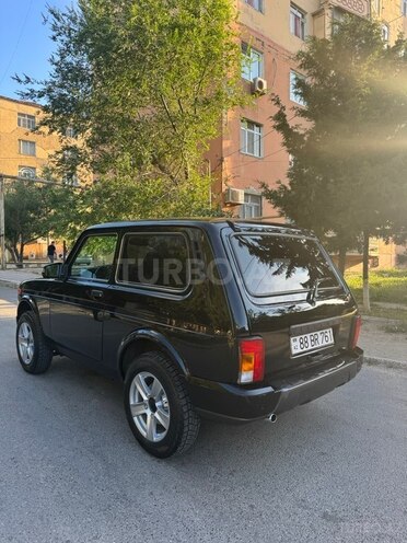 LADA (VAZ) Niva-7