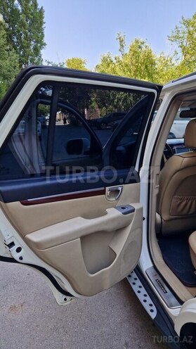 Hyundai Santa Fe-11