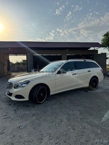 Mercedes E 220-15