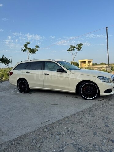 Mercedes E 220-18
