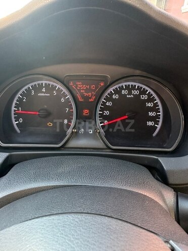 Nissan Note-5
