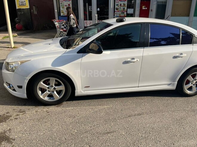 Chevrolet Cruze-4