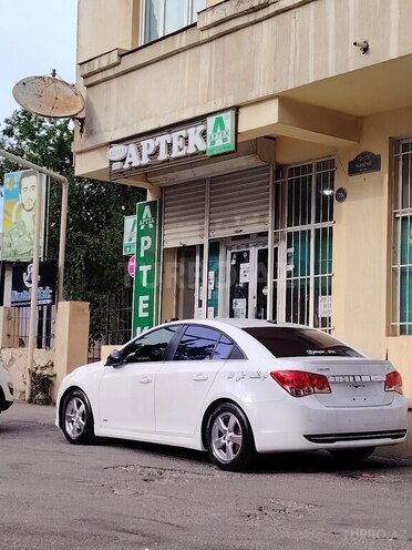 Chevrolet Cruze-2