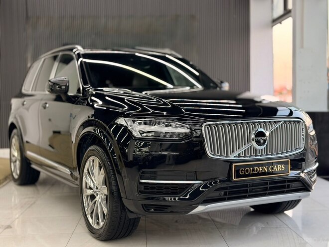 Volvo XC90-2