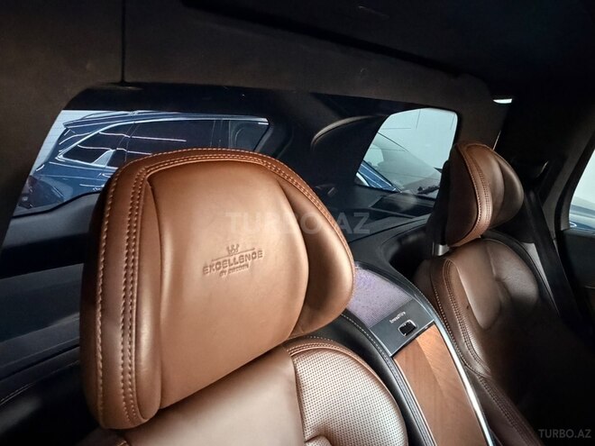 Volvo XC90-19
