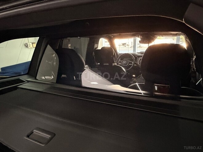 Volvo XC90-18