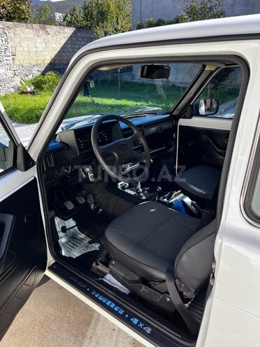 LADA (VAZ) Niva-7