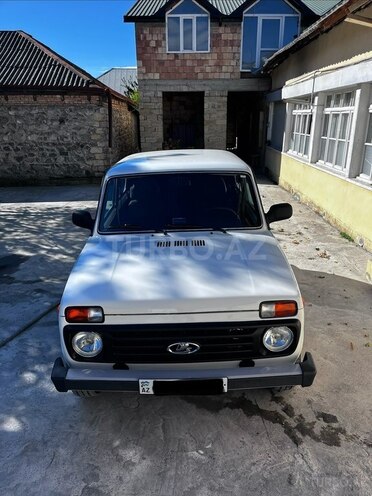 LADA (VAZ) Niva-2