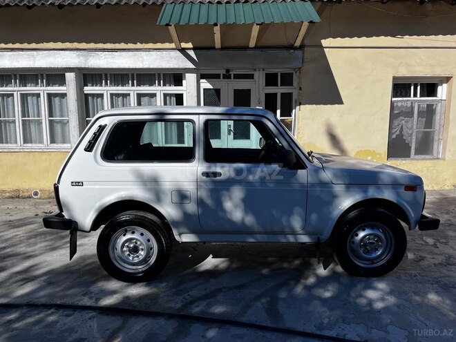 LADA (VAZ) Niva-5