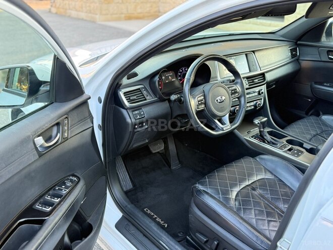 Kia Optima-20