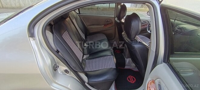 Nissan Maxima-9