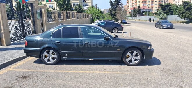 BMW 528-4