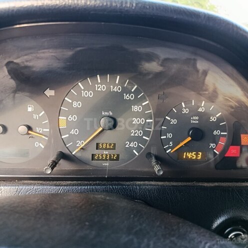 Mercedes C 180-3