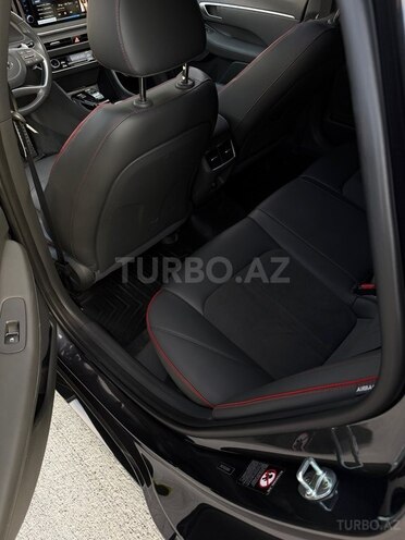 Hyundai Sonata-13