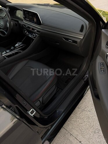 Hyundai Sonata-15