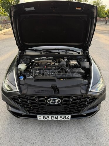 Hyundai Sonata-19
