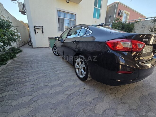 Chevrolet Cruze-4