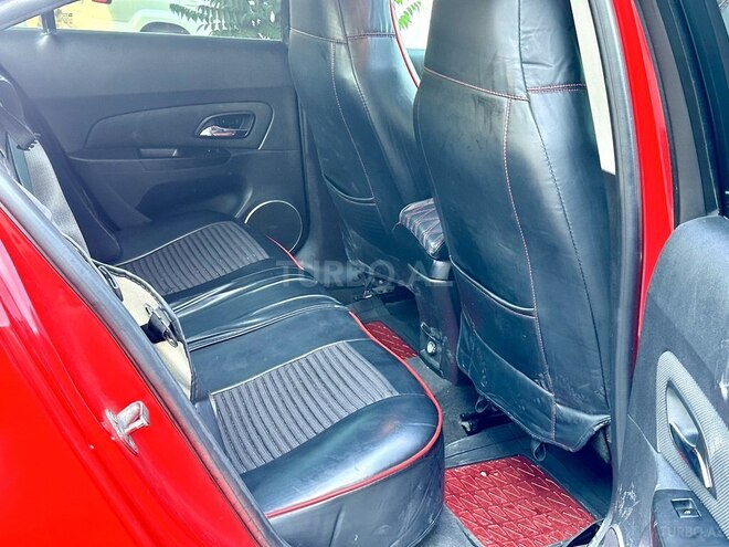 Chevrolet Cruze-10