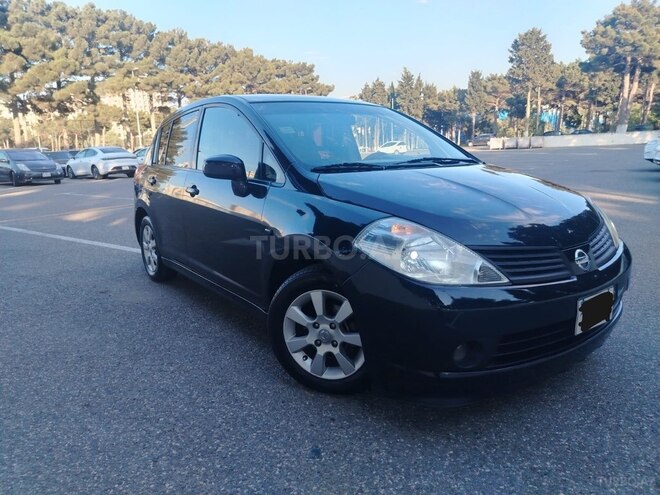 Nissan Tiida-2