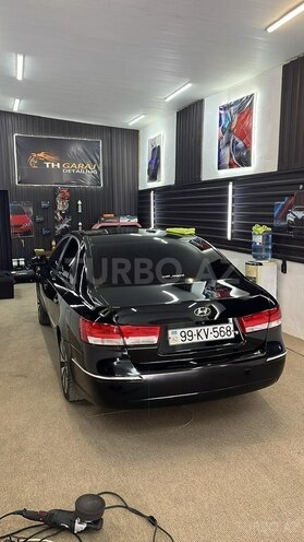Hyundai Sonata-4