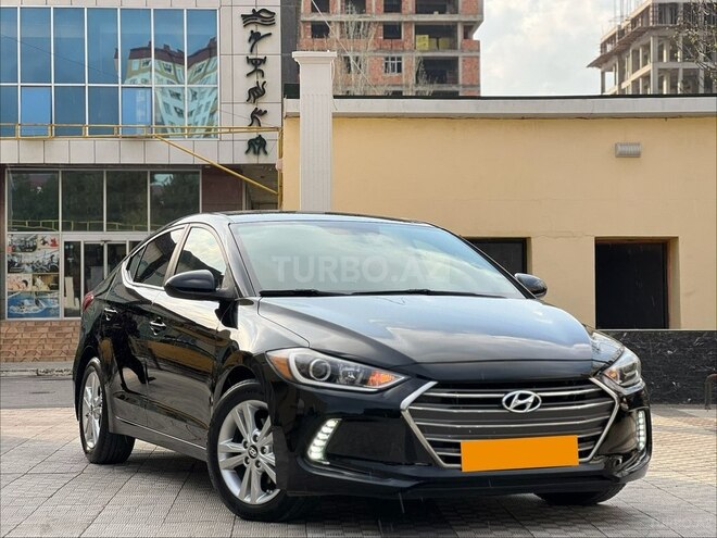 Hyundai Elantra-5