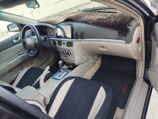 Hyundai Sonata-9