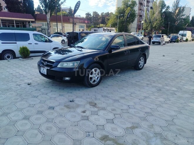 Hyundai Sonata-2