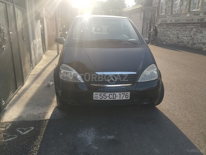 Mercedes A 140-1